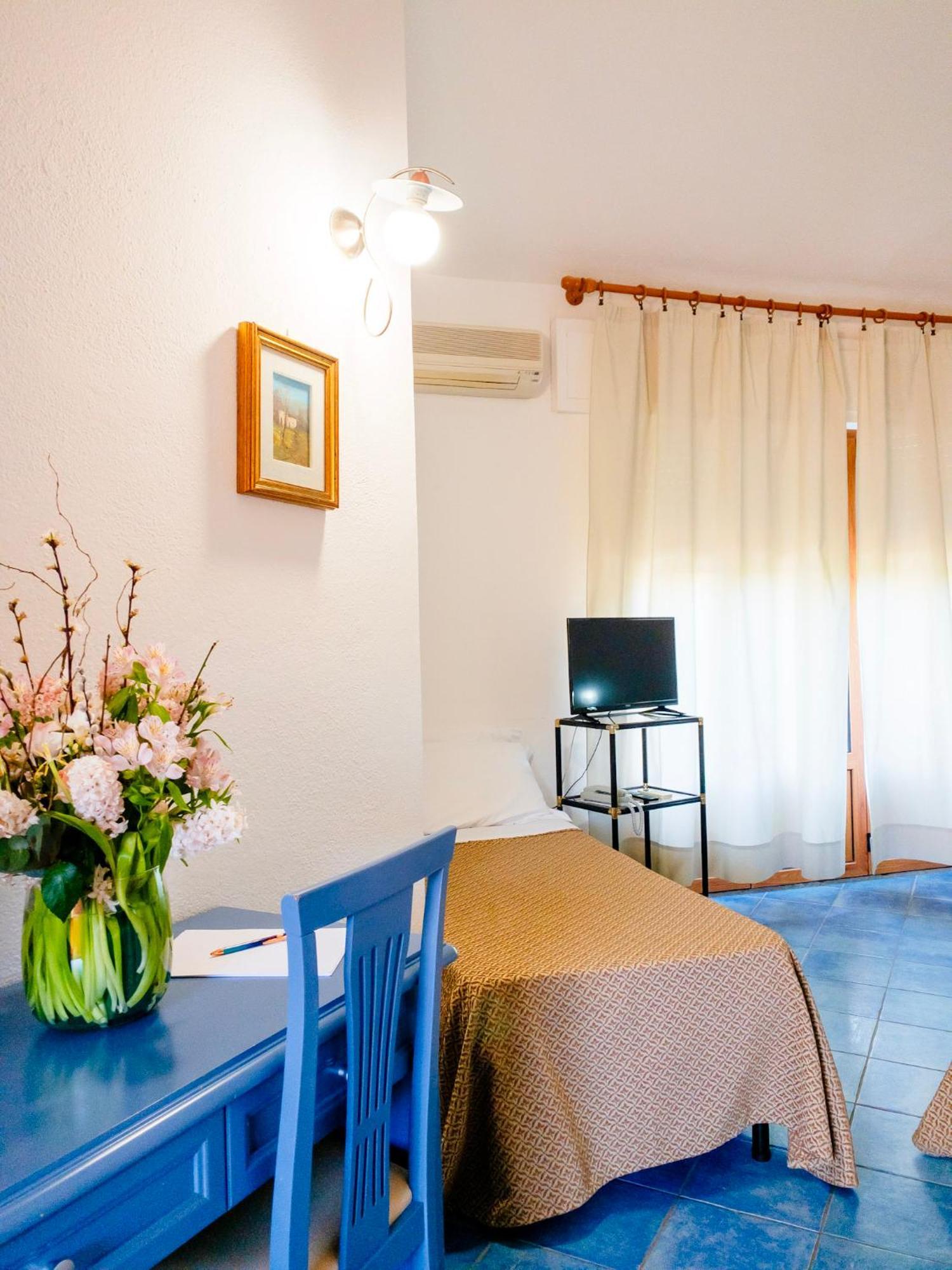 Hotel Donatella Posada  Eksteriør billede